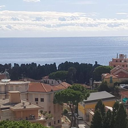 Appartamento Vista Mare Stella Marina 산레모 외부 사진